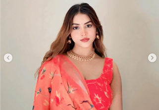Roshi Singh Nude video having fun in HD